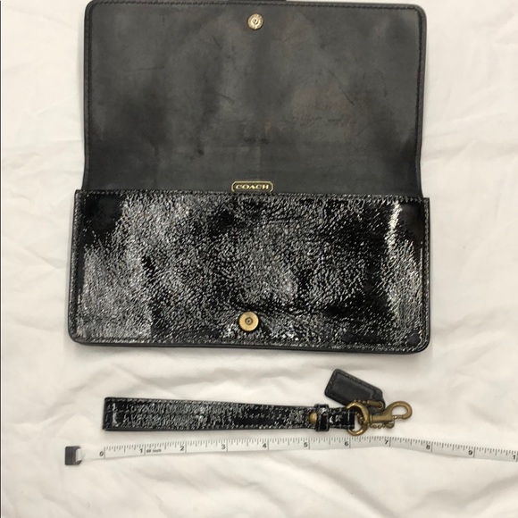 Coach Wristlet - Picture 4 of 6